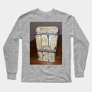 Mouse on a tobacco can Long Sleeve T-Shirt